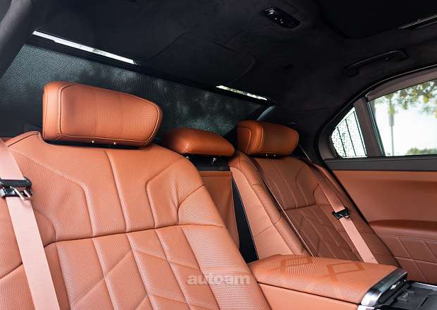 BMW 740