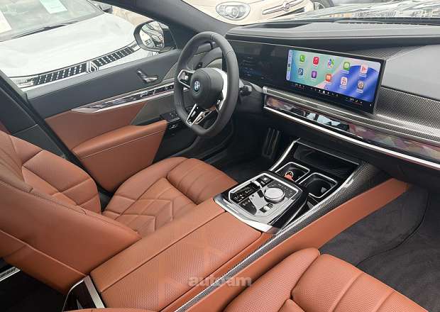 BMW 740