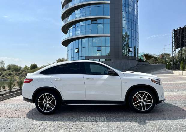 Mercedes-Benz GLE 43 AMG 2015 — լուսանկար 1