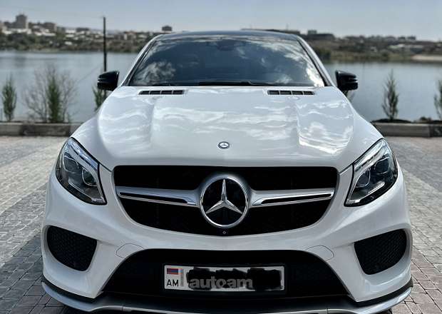 Mercedes-Benz GLE 43 AMG 2015 — լուսանկար 2