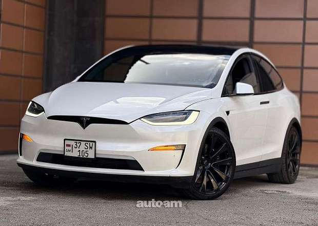 Tesla Model X 2022 — լուսանկար 1