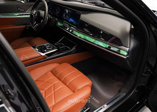 BMW 740