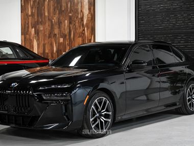 BMW 740  2023 