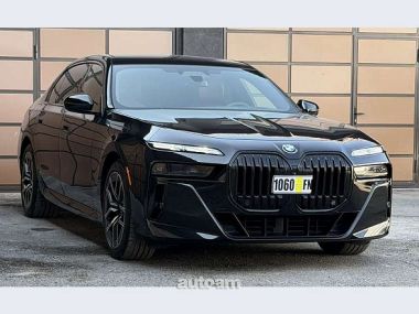 BMW 740  2023 