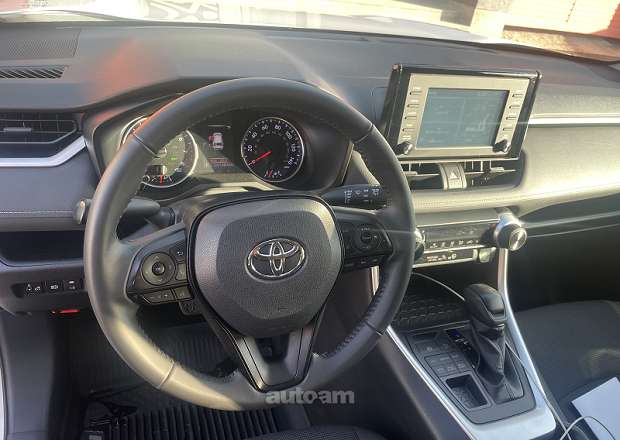 Toyota Rav 4