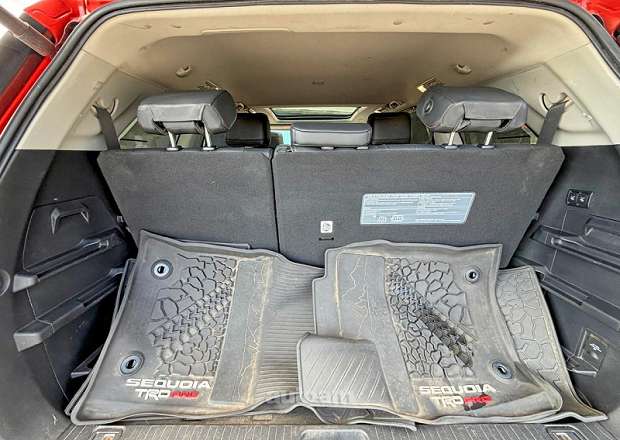 Toyota Sequoia