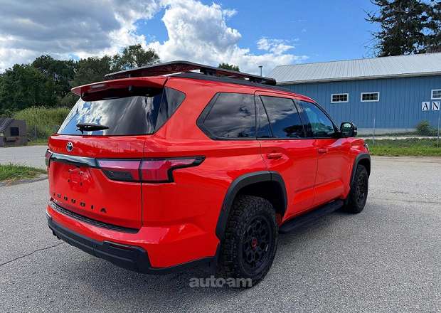 Toyota Sequoia