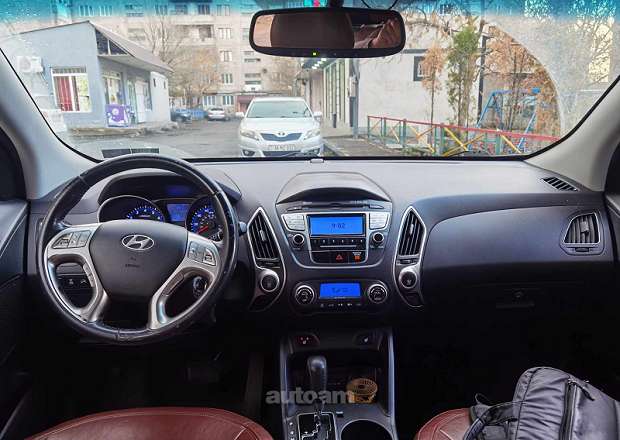 Hyundai Tucson 2010 — լուսանկար 2