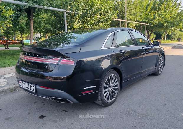 Lincoln MKZ