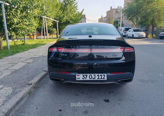 Lincoln MKZ