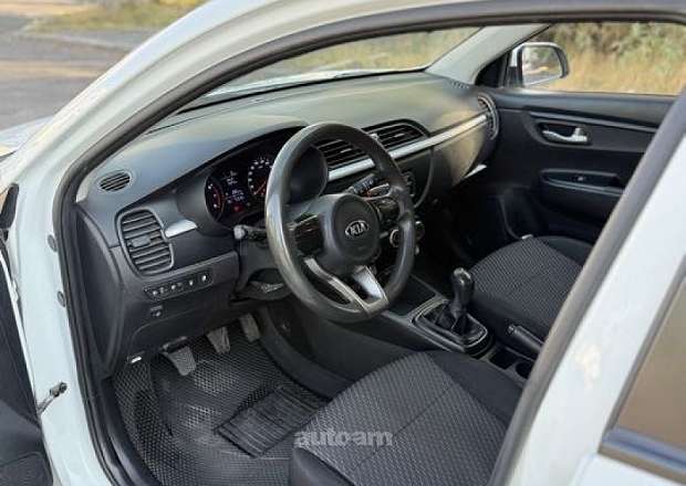 Kia Rio 2017 — photo 3