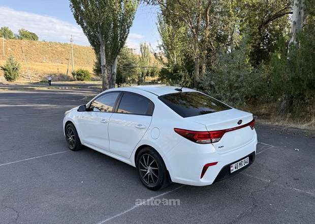 Kia Rio 2017 — photo 5