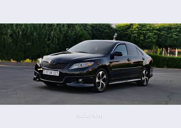 Toyota Camry 2010 — լուսանկար 5