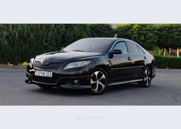 Toyota Camry 2010 — լուսանկար 8