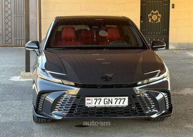 Toyota Camry 2025 — լուսանկար 1
