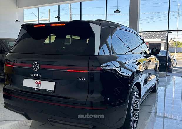 Volkswagen ID.ERA 9X