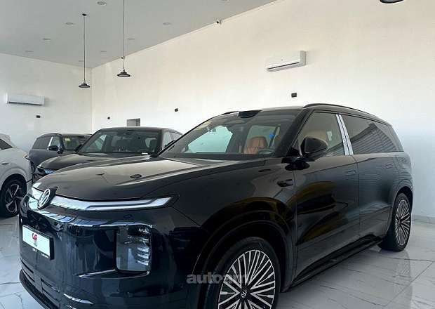 Volkswagen ID.ERA 9X