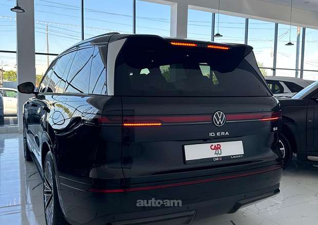 Volkswagen ID.ERA 9X