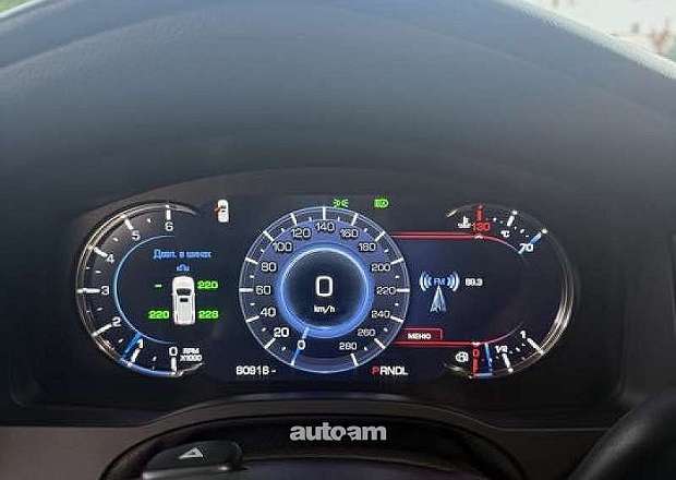 Cadillac Escalade 2018 — լուսանկար 12