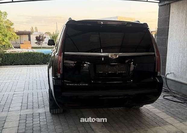 Cadillac Escalade 2018 — լուսանկար 3