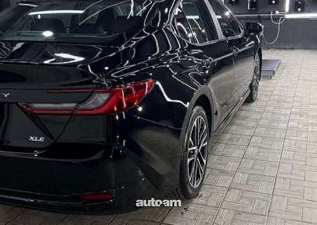 Toyota Camry 2025 — լուսանկար 4