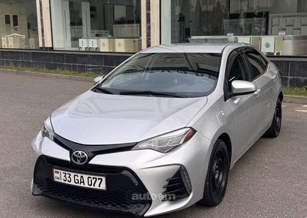 Toyota Corolla 2017 — photo 1