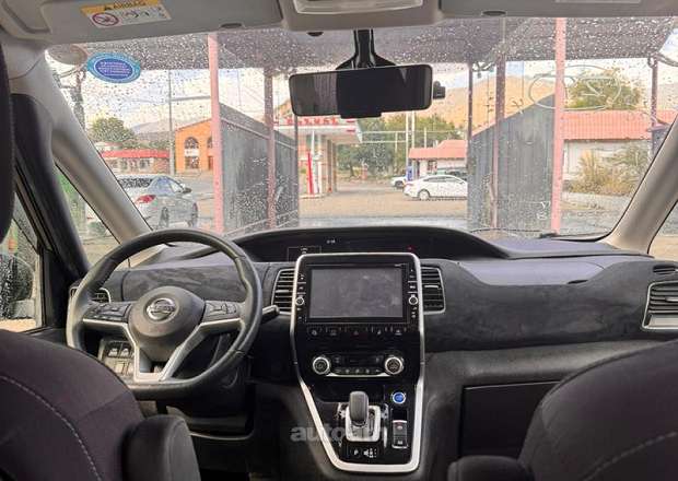 Nissan Serena 2019 — լուսանկար 10