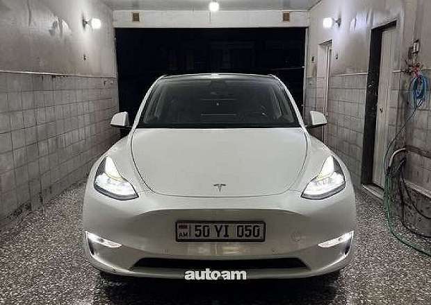 Tesla Model Y 2022 — фото 1