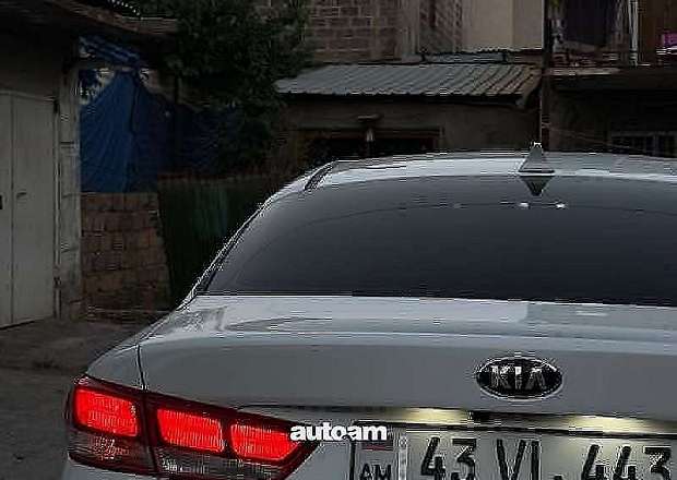 Kia Optima 2020 — photo 11