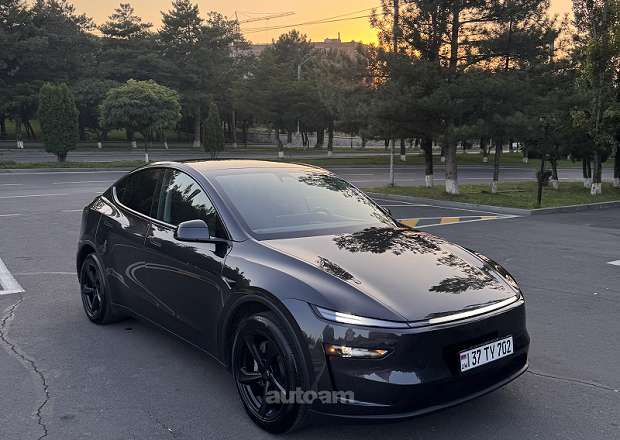Tesla Model Y 2025 — լուսանկար 2
