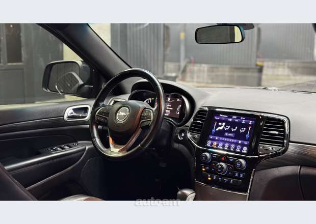 Jeep Grand Cherokee 2021 — լուսանկար 7