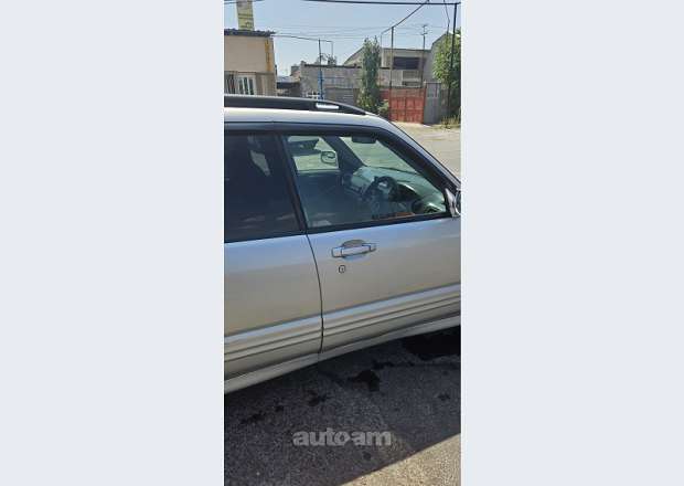Subaru Forester 2000 — photo 11