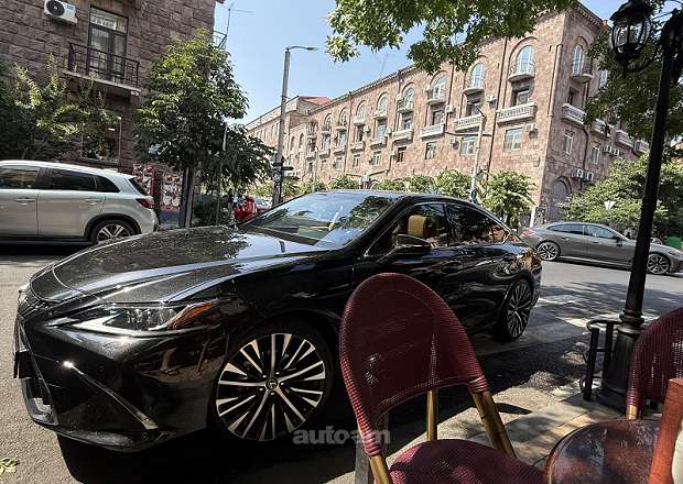 Lexus ES 250 2022 — լուսանկար 2