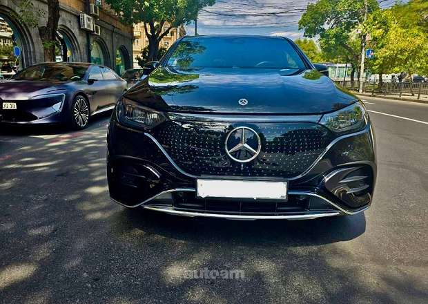 Mercedes-Benz EQE SUV 2025 — լուսանկար 4