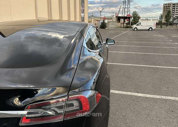Tesla Model S 2013 — լուսանկար 6