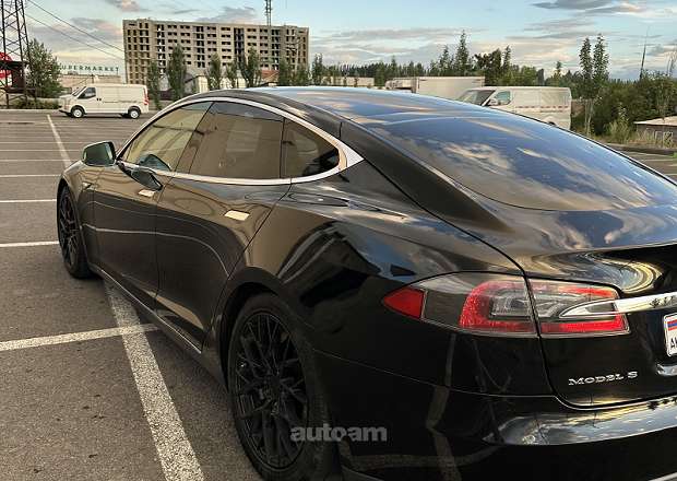Tesla Model S 2013 — լուսանկար 4