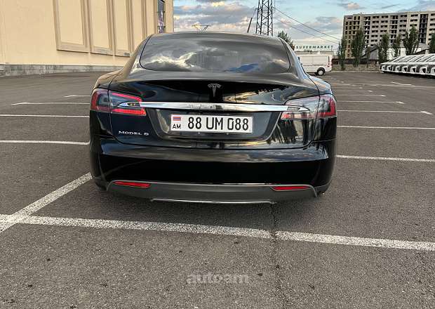 Tesla Model S 2013 — լուսանկար 5