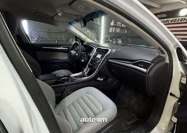Ford Fusion 2013 — photo 6