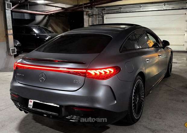 Mercedes-Benz EQS