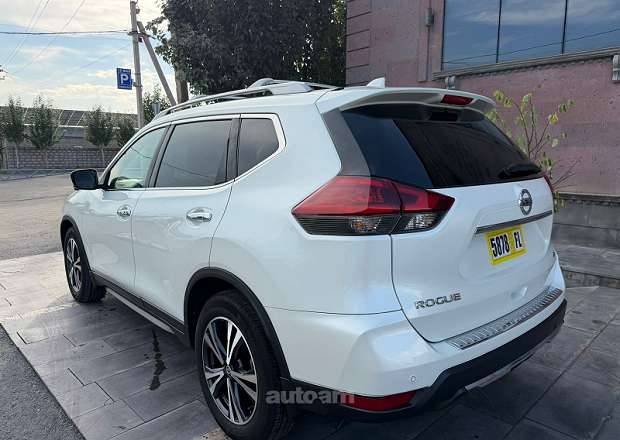 Nissan Rogue 2019 — photo 2
