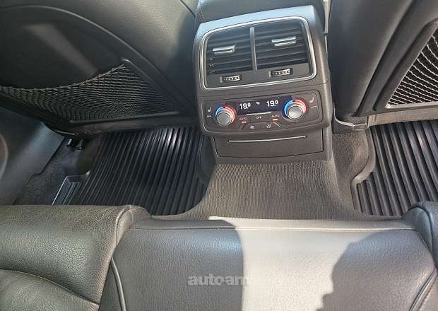 Audi A6 2018 — լուսանկար 10
