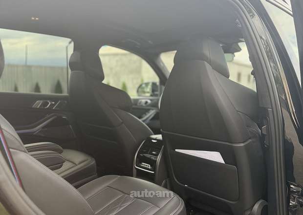 BMW X7 2023 — լուսանկար 9