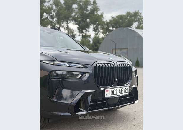 BMW X7 2023 — լուսանկար 5