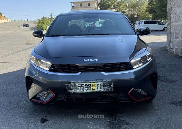Kia Forte 2023 — լուսանկար 4