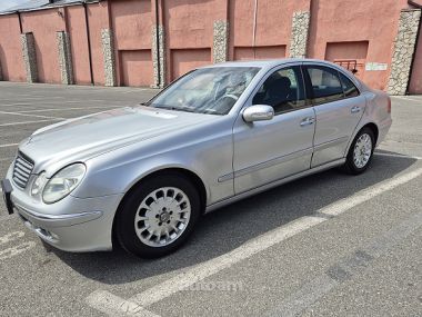 Mercedes-Benz E 240  2004 