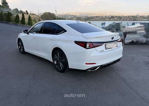 Lexus ES 350 2021 — լուսանկար 4