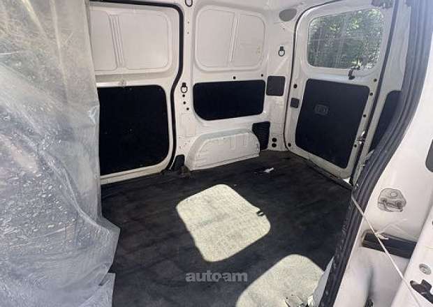 Nissan NV200 2021 — լուսանկար 4