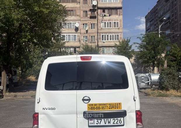 Nissan NV200 2021 — լուսանկար 5