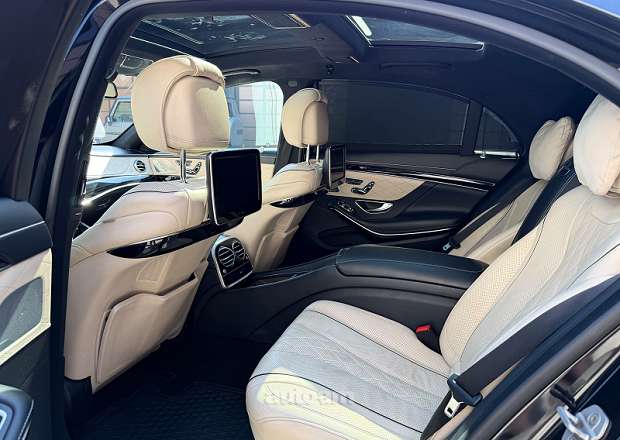 Mercedes-Benz S 500