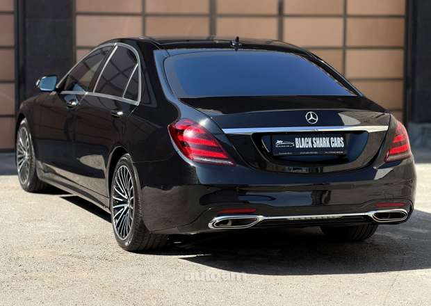 Mercedes-Benz S 500